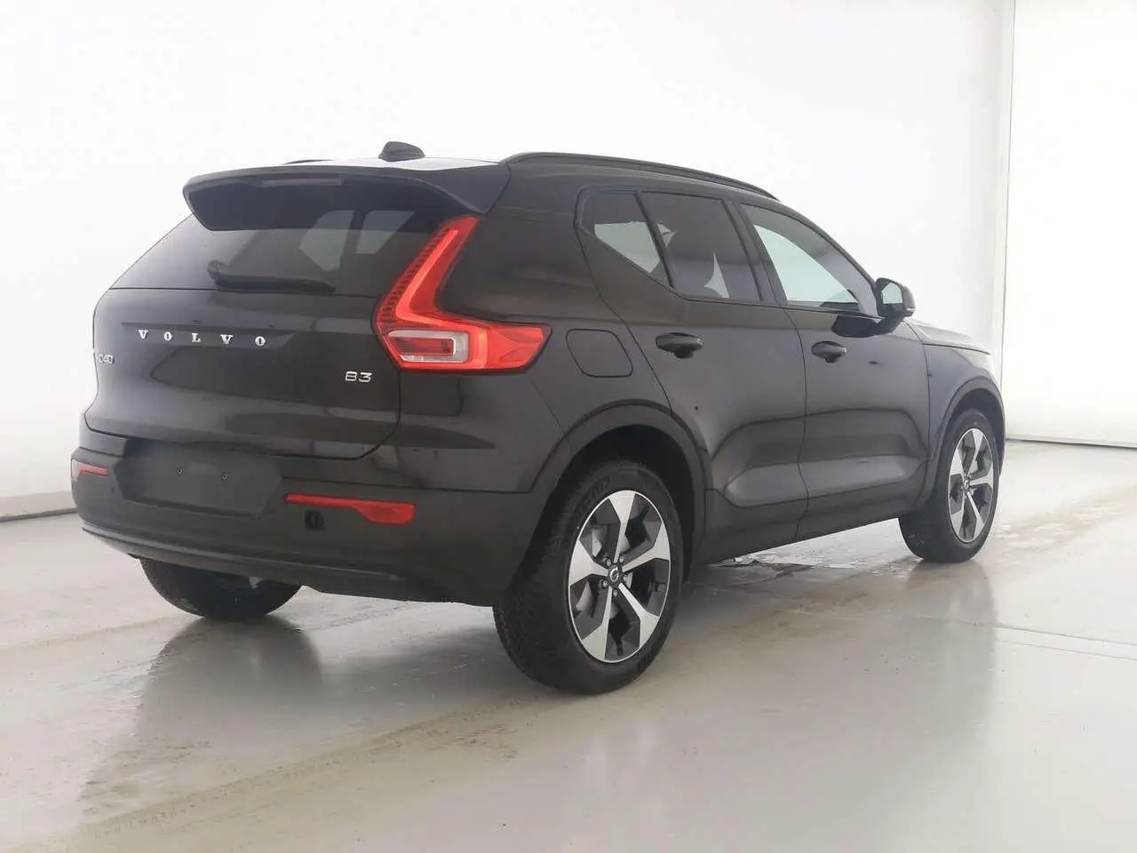 Photo 1 : Volvo Xc40 2024 Petrol