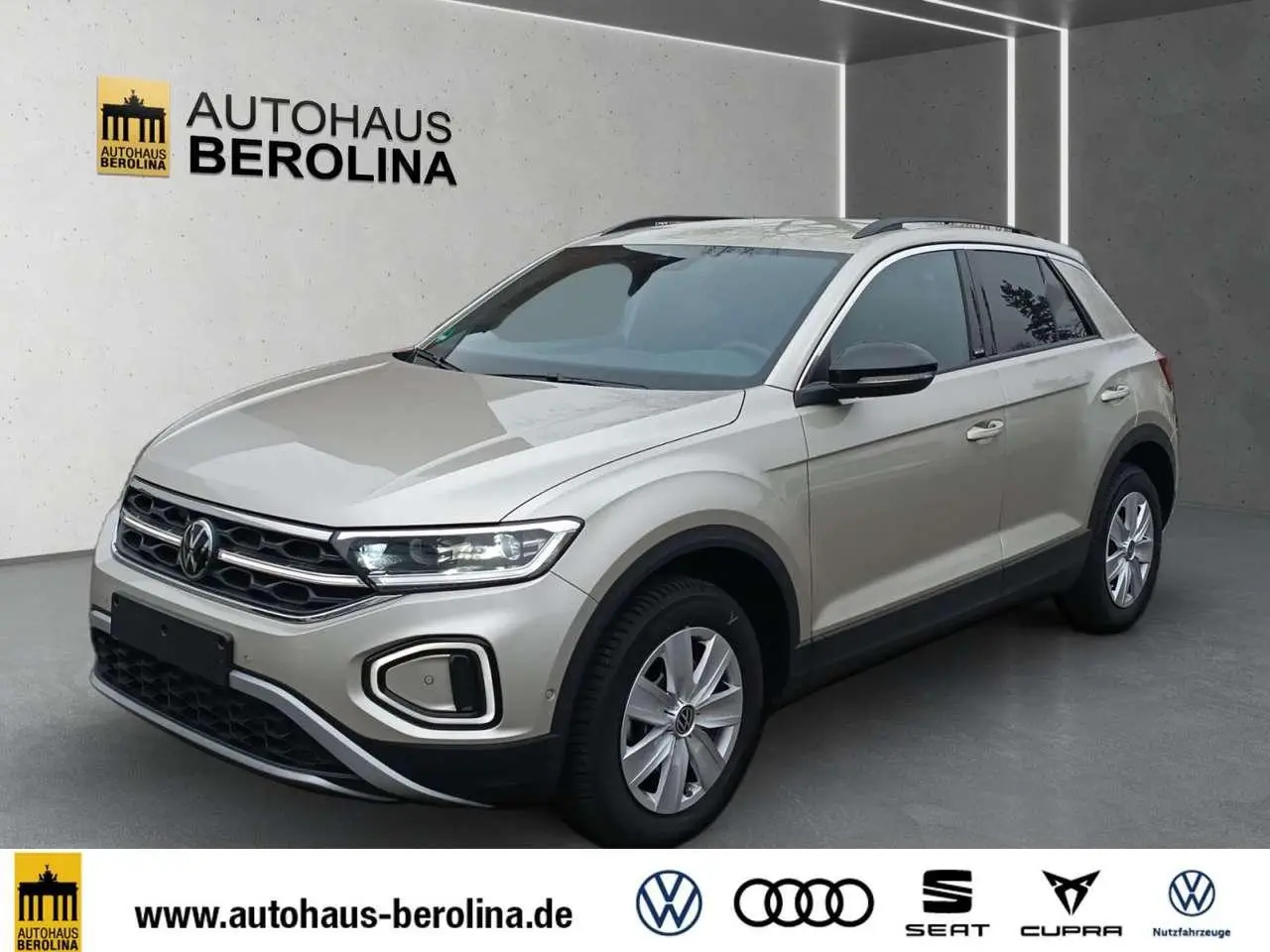 Photo 1 : Volkswagen T-roc 2023 Essence