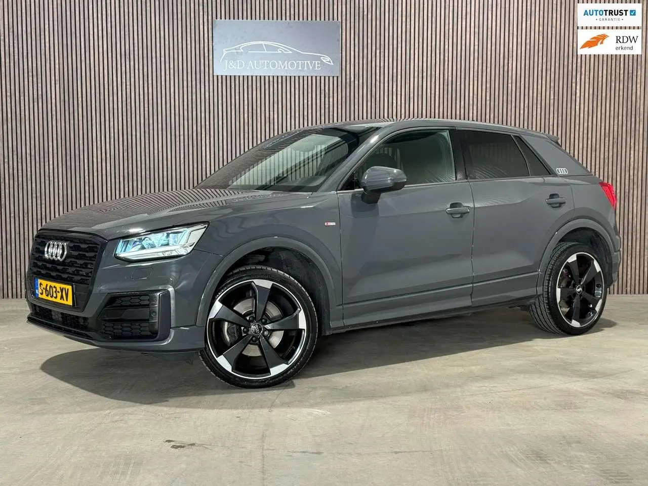 Photo 1 : Audi Q2 2020 Petrol