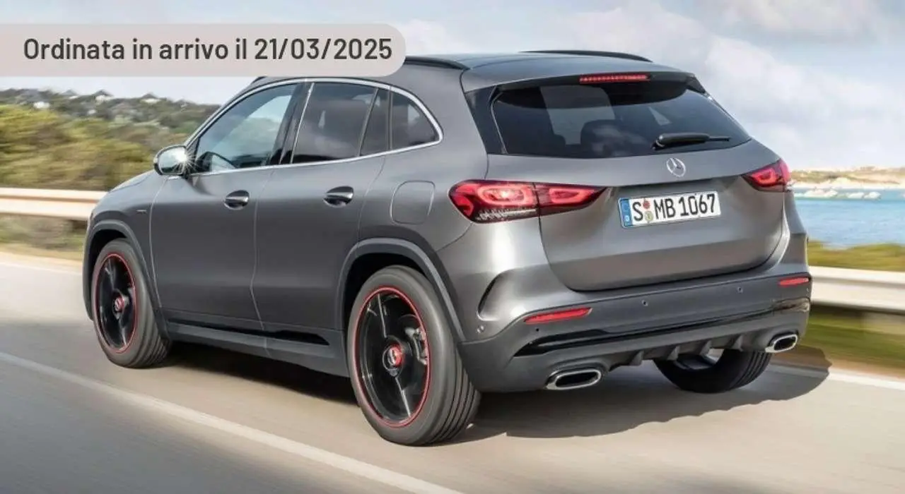 Photo 1 : Mercedes-benz Classe Gla 2024 Hybrid