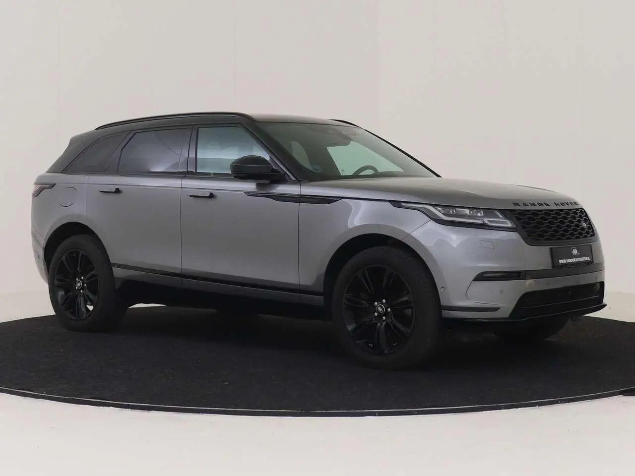 Photo 1 : Land Rover Range Rover Velar 2021 Hybrid