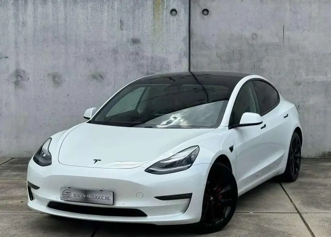 Photo 1 : Tesla Model 3 2019 Electric