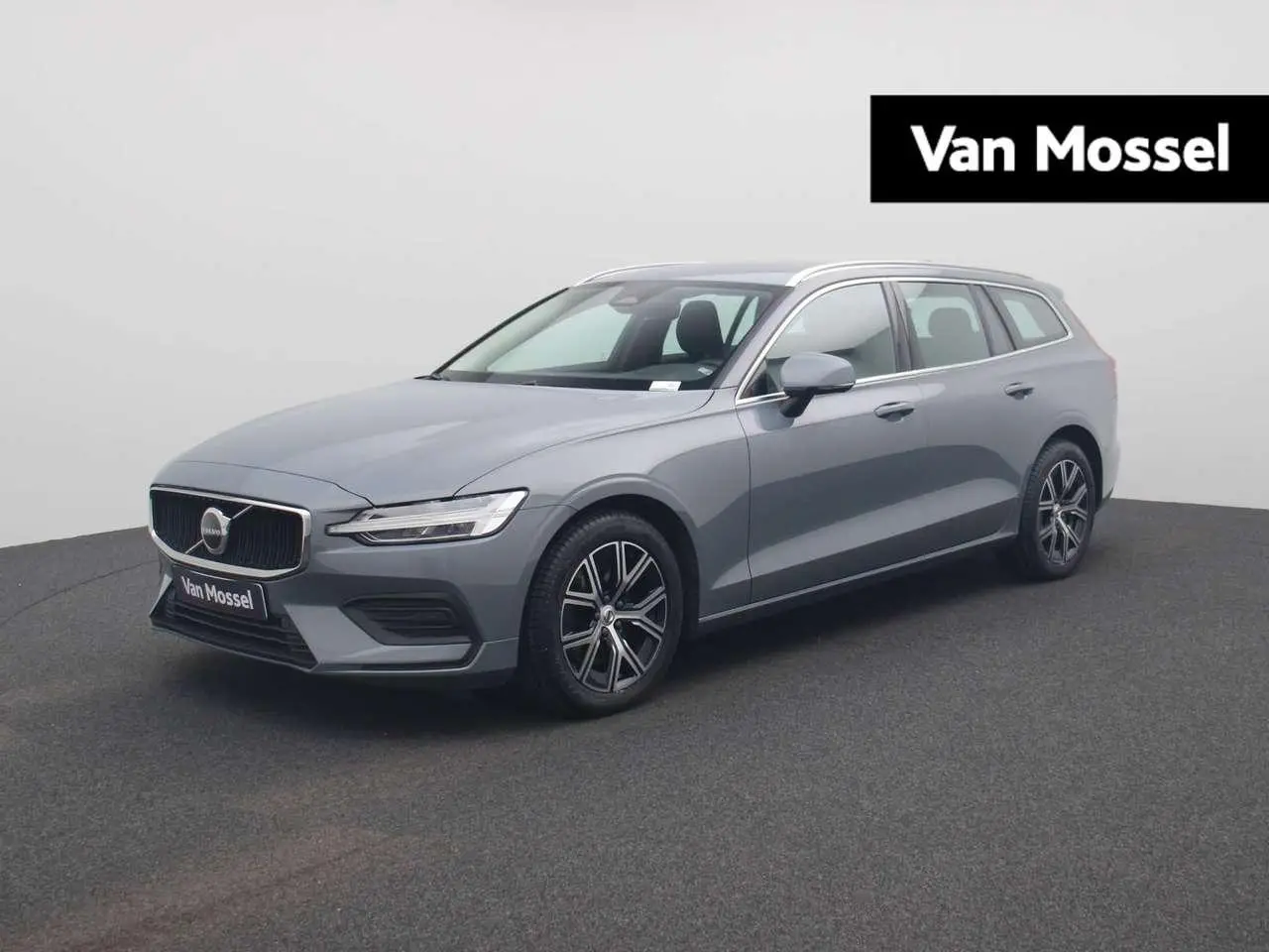 Photo 1 : Volvo V60 2022 Hybrid