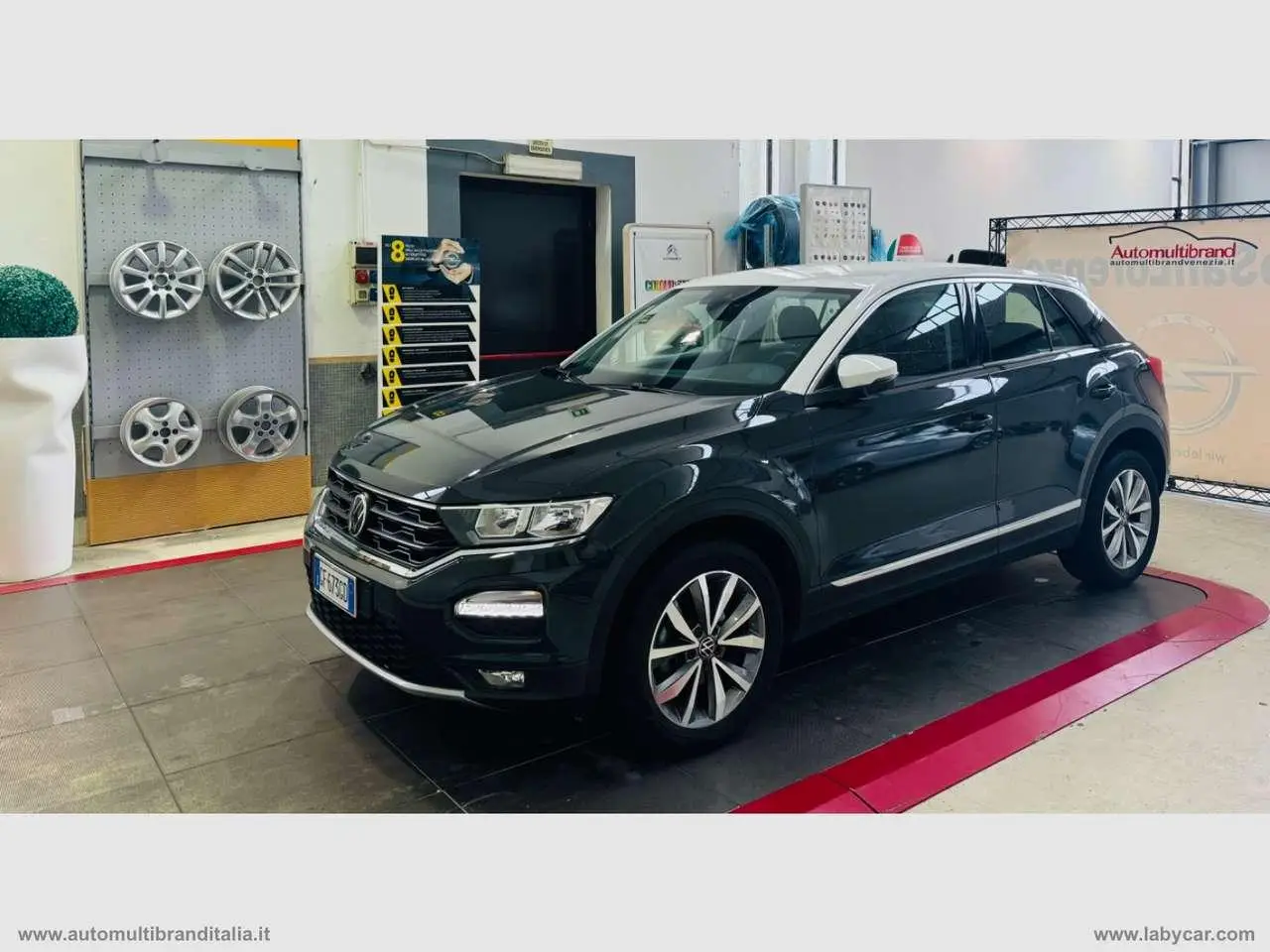 Photo 1 : Volkswagen T-roc 2021 Petrol