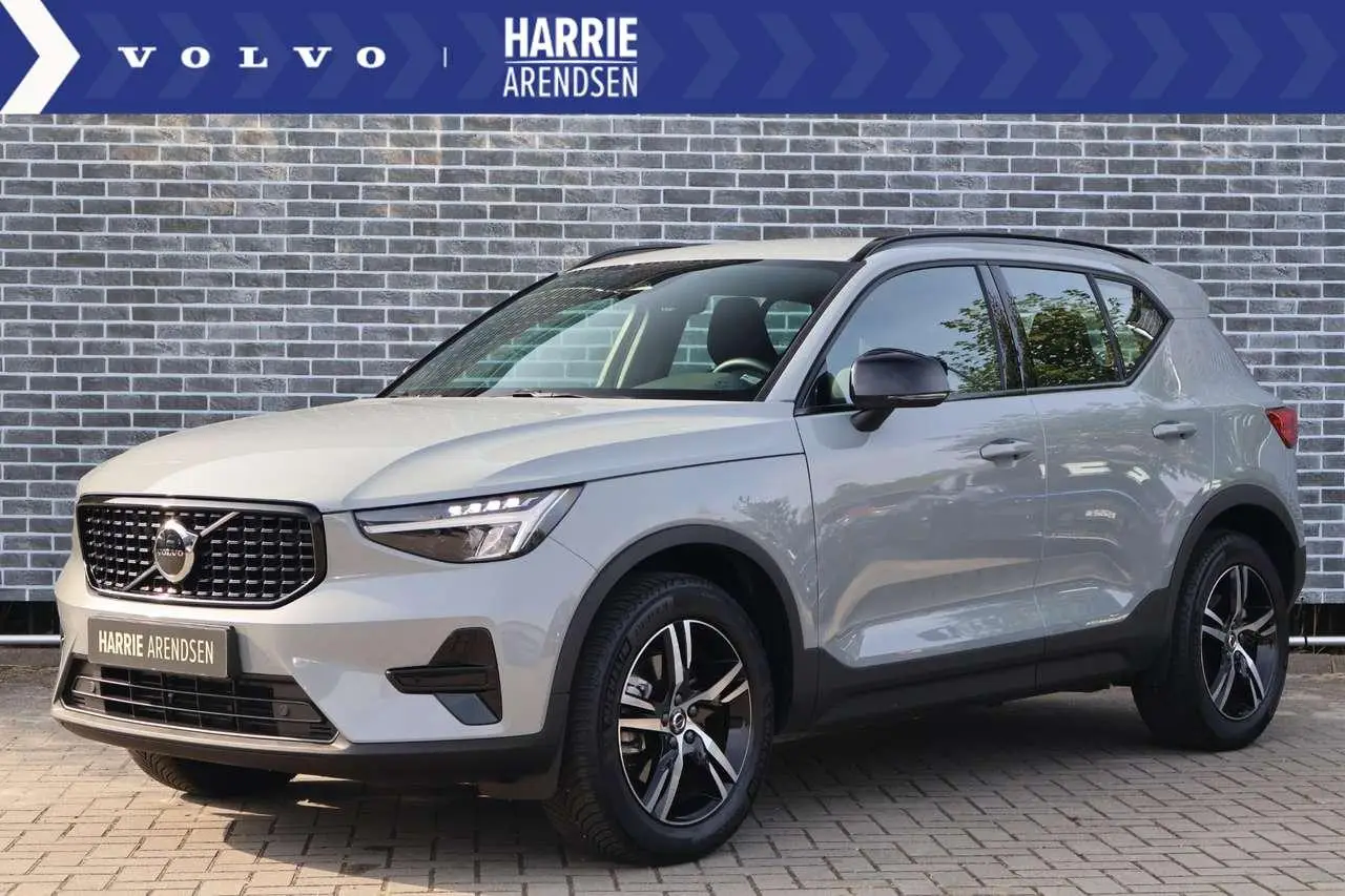 Photo 1 : Volvo Xc40 2024 Hybrid