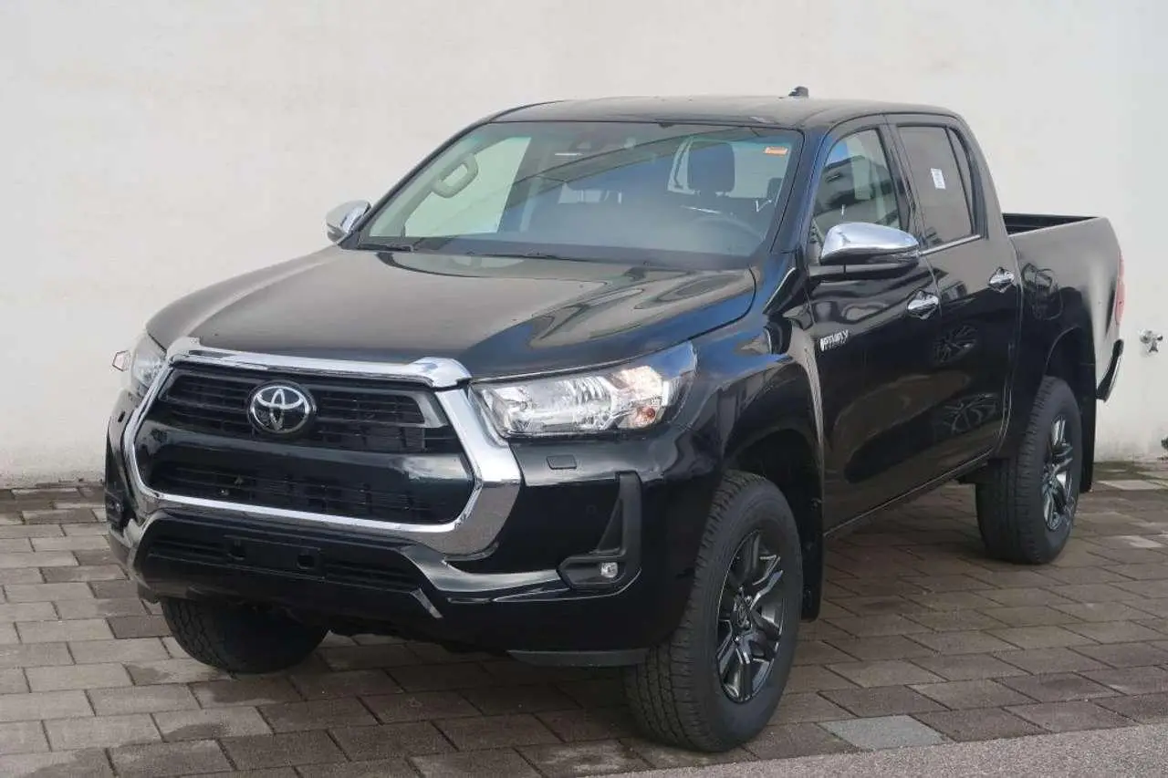 Photo 1 : Toyota Hilux 2024 Diesel