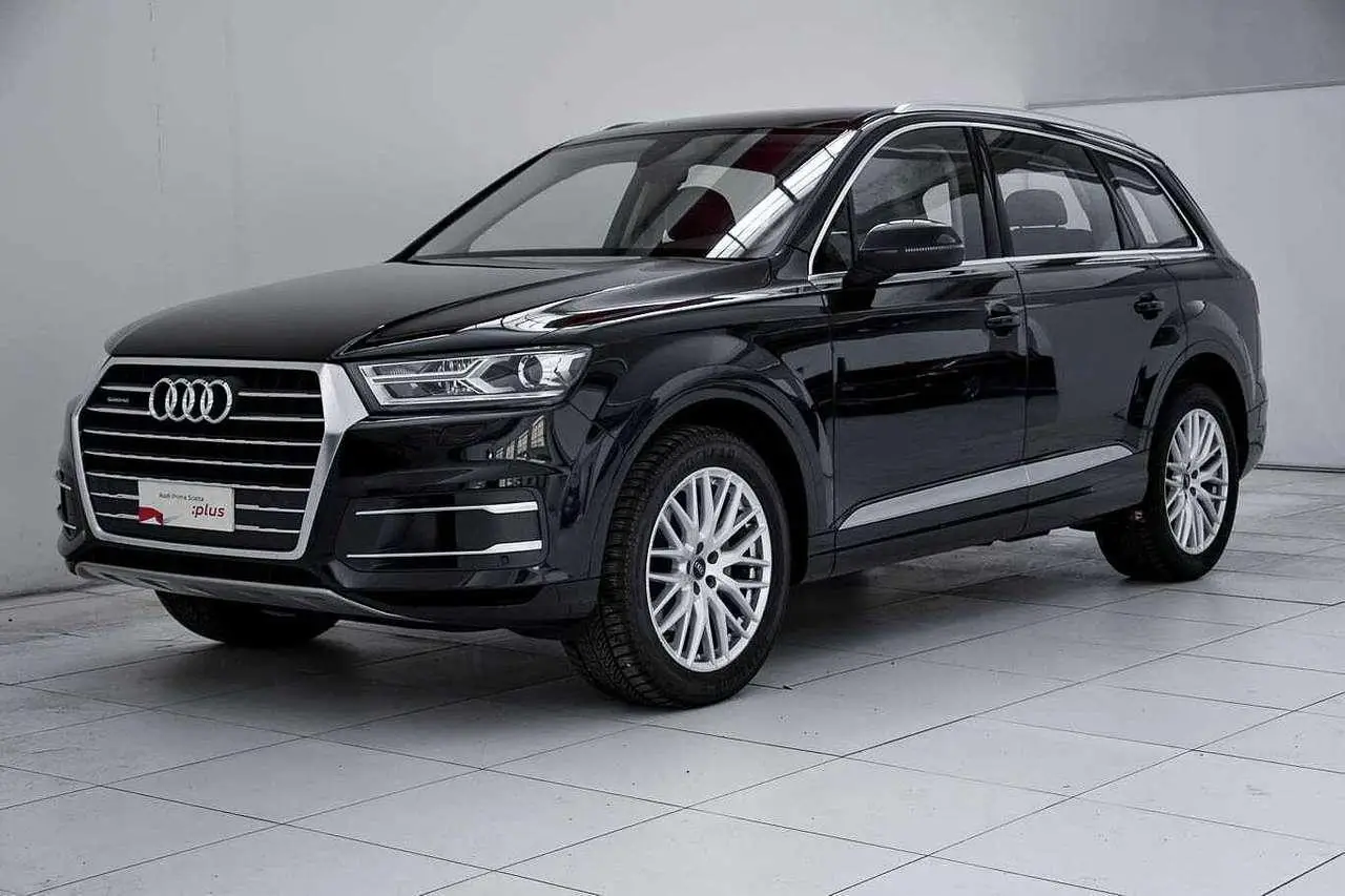 Photo 1 : Audi Q7 2019 Hybride