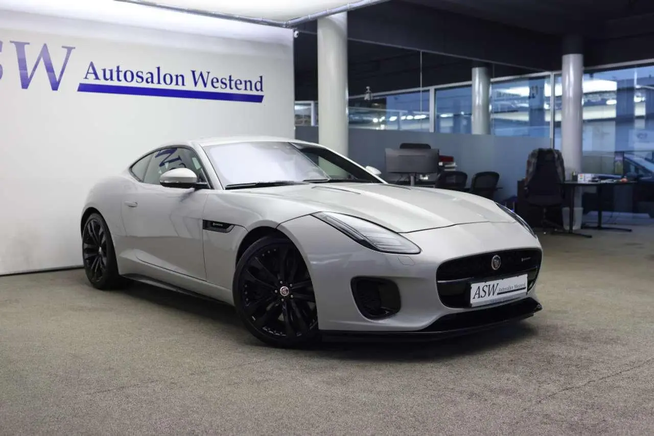 Photo 1 : Jaguar F-type 2020 Petrol