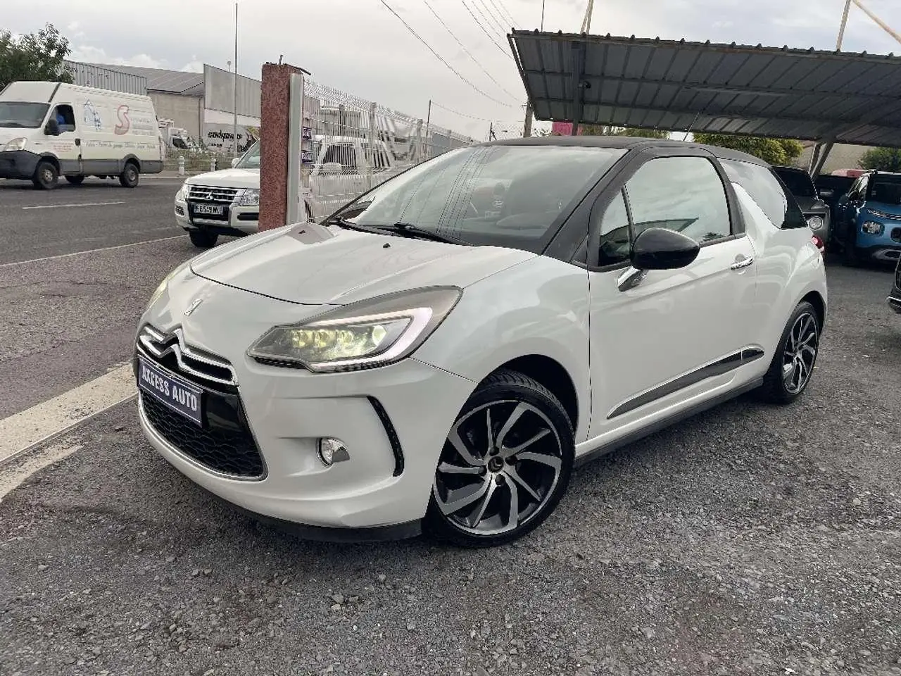 Photo 1 : Citroen Ds3 2015 Essence