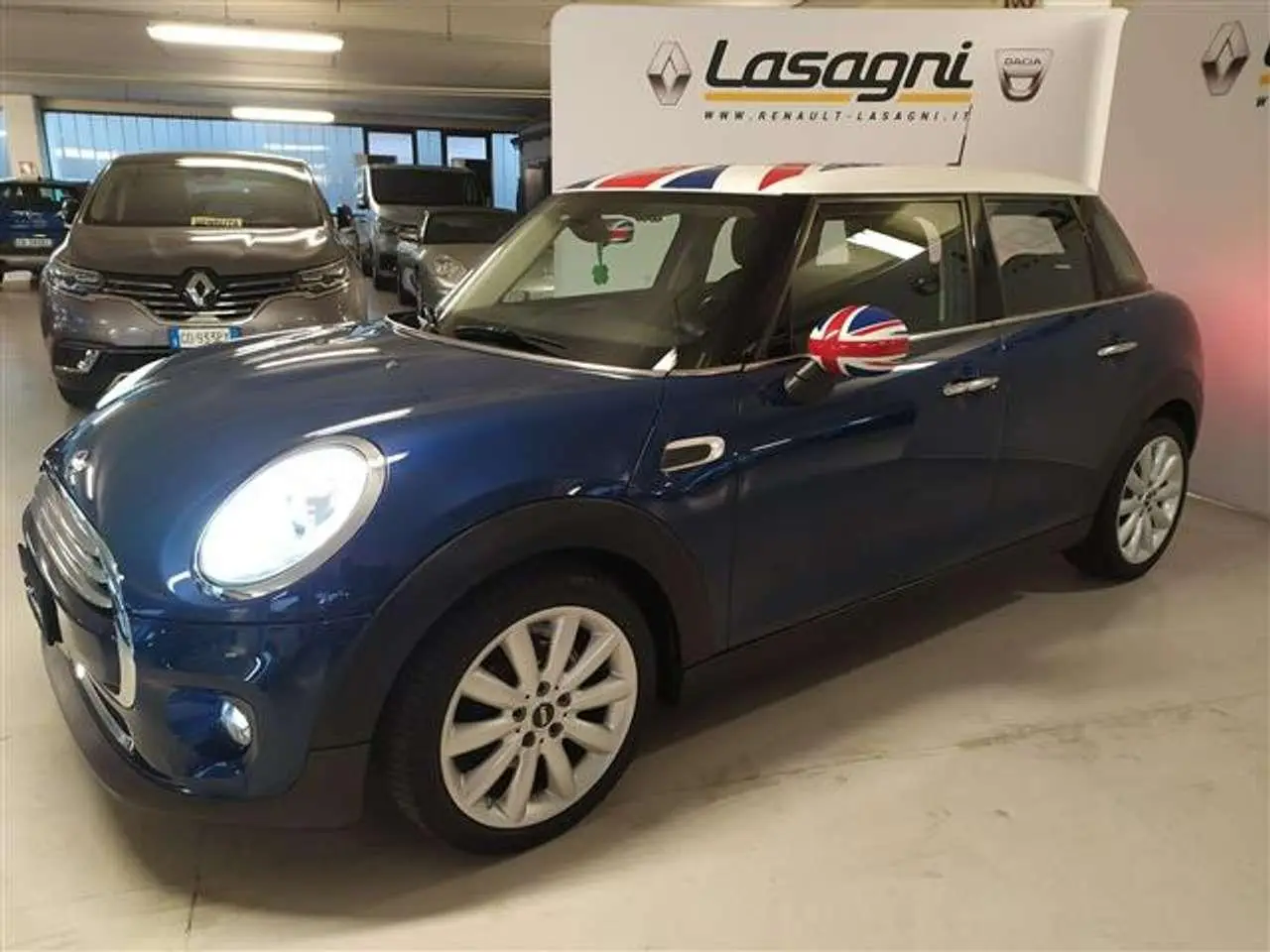 Photo 1 : Mini Cooper 2016 Diesel