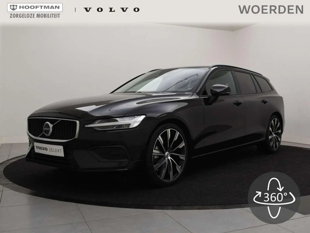 Photo 1 : Volvo V60 2024 Essence