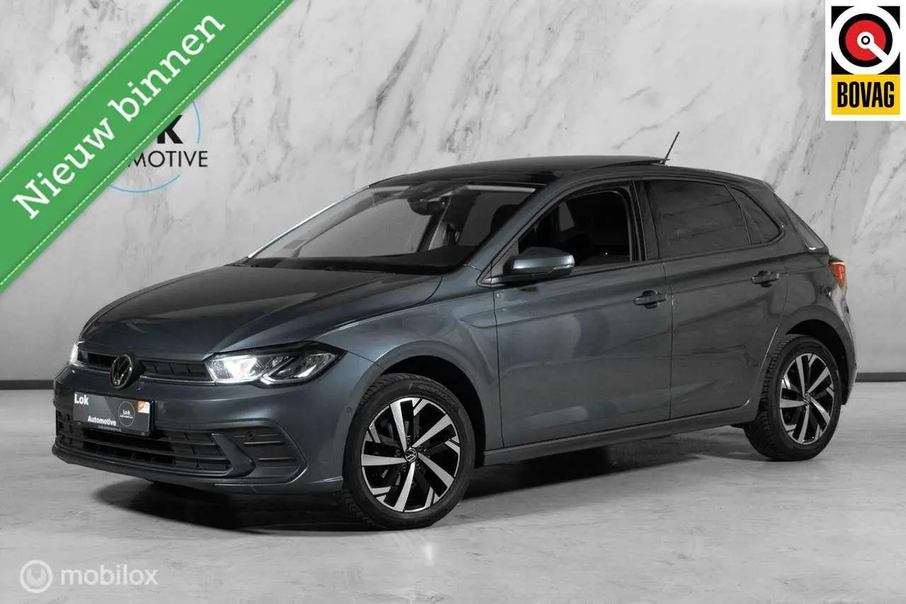 Photo 1 : Volkswagen Polo 2022 Essence