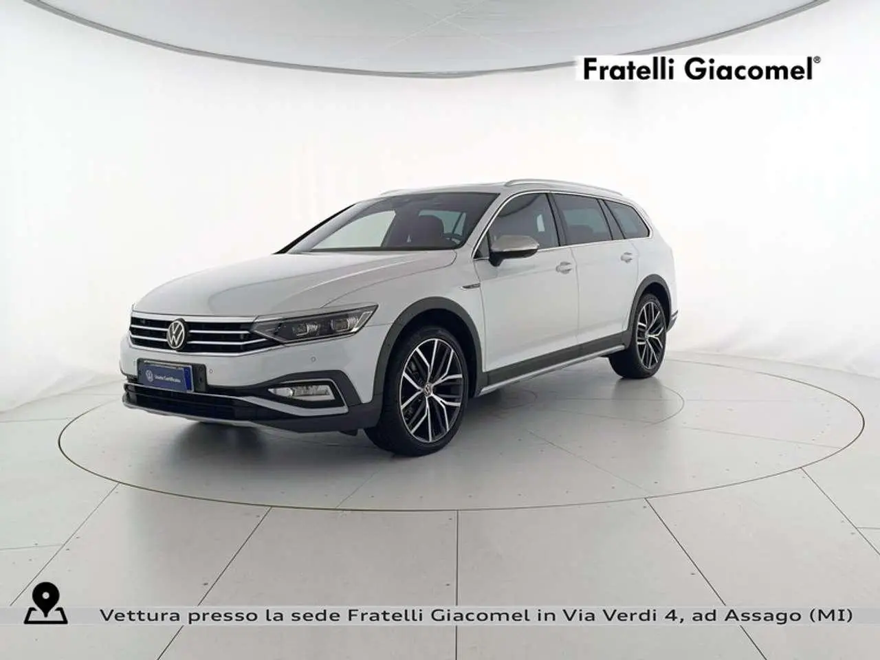 Photo 1 : Volkswagen Passat 2023 Diesel