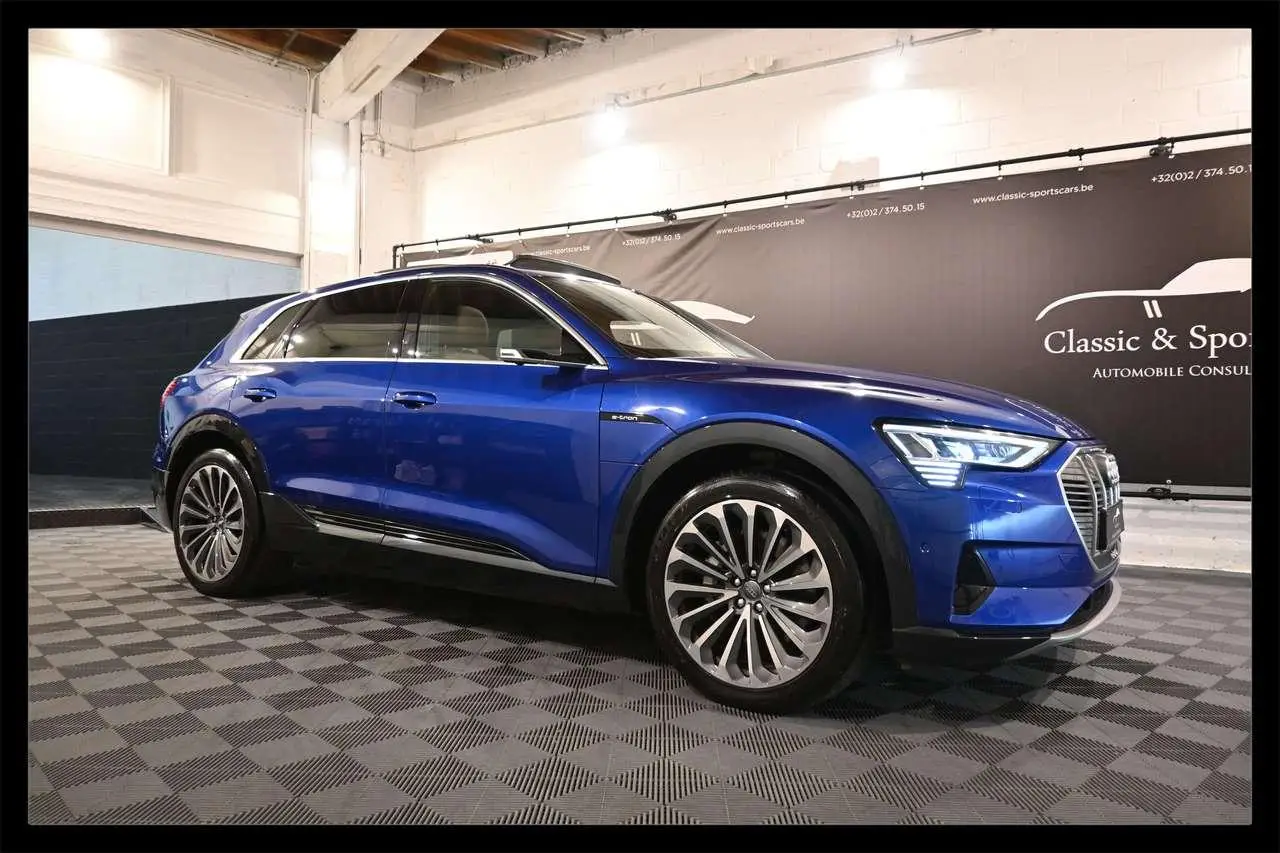 Photo 1 : Audi E-tron 2019 Électrique