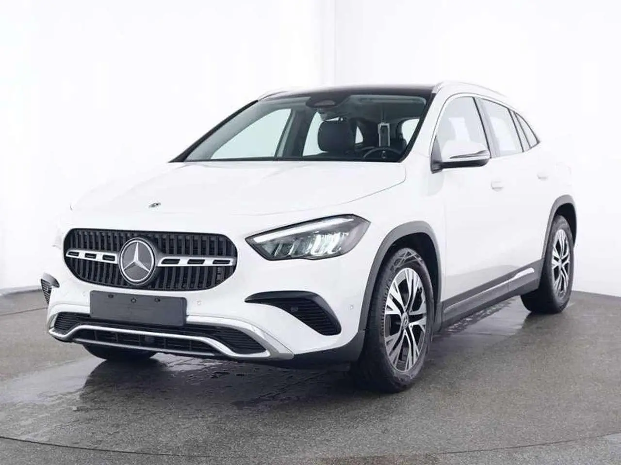 Photo 1 : Mercedes-benz Classe Gla 2023 Essence