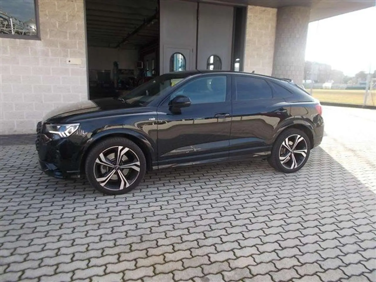 Photo 1 : Audi Q3 2020 Diesel