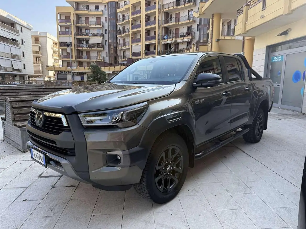 Photo 1 : Toyota Hilux 2021 Diesel