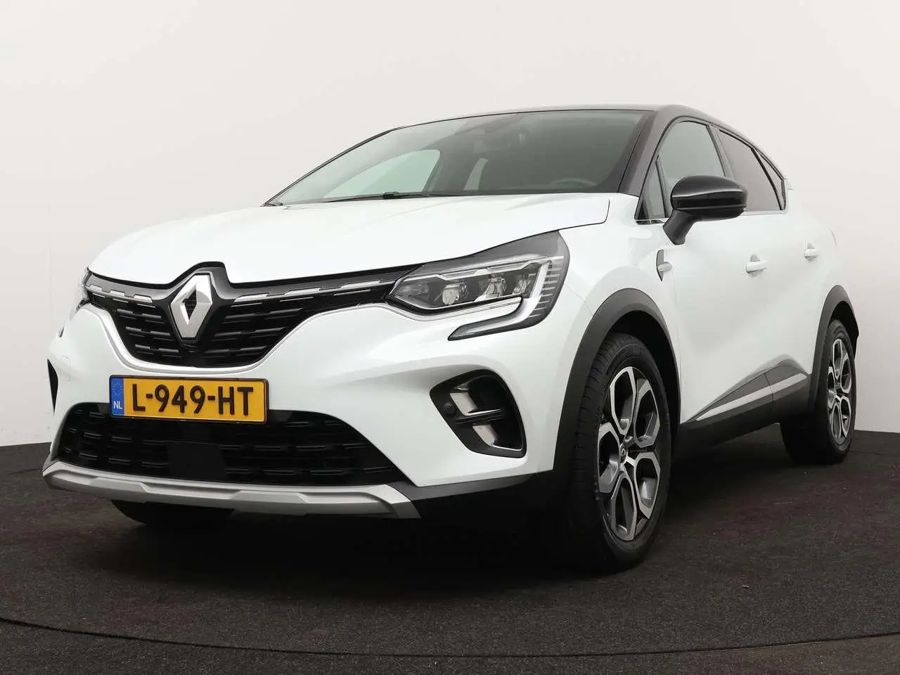 Photo 1 : Renault Captur 2021 Essence