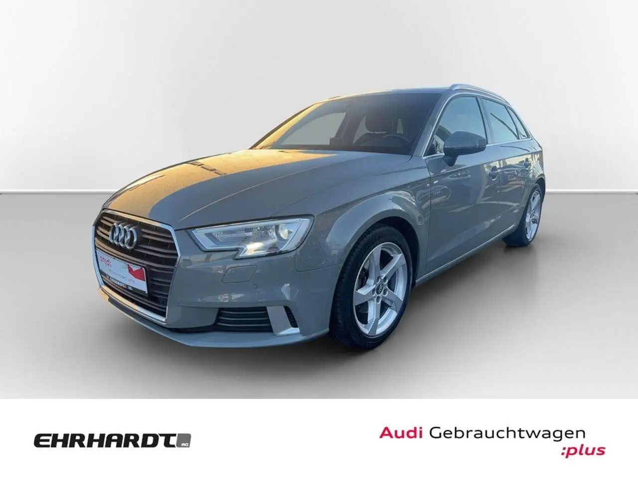 Photo 1 : Audi A3 2019 Petrol