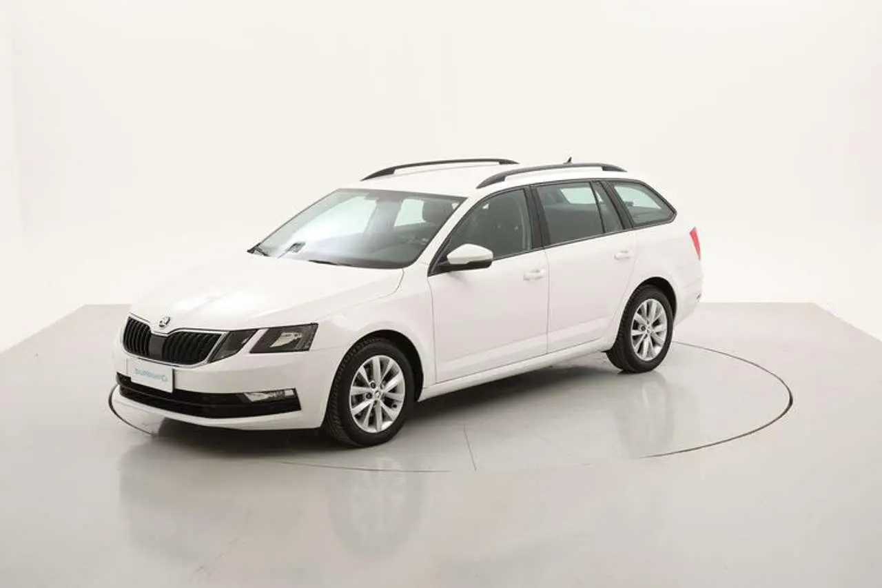 Photo 1 : Skoda Octavia 2020 Autres