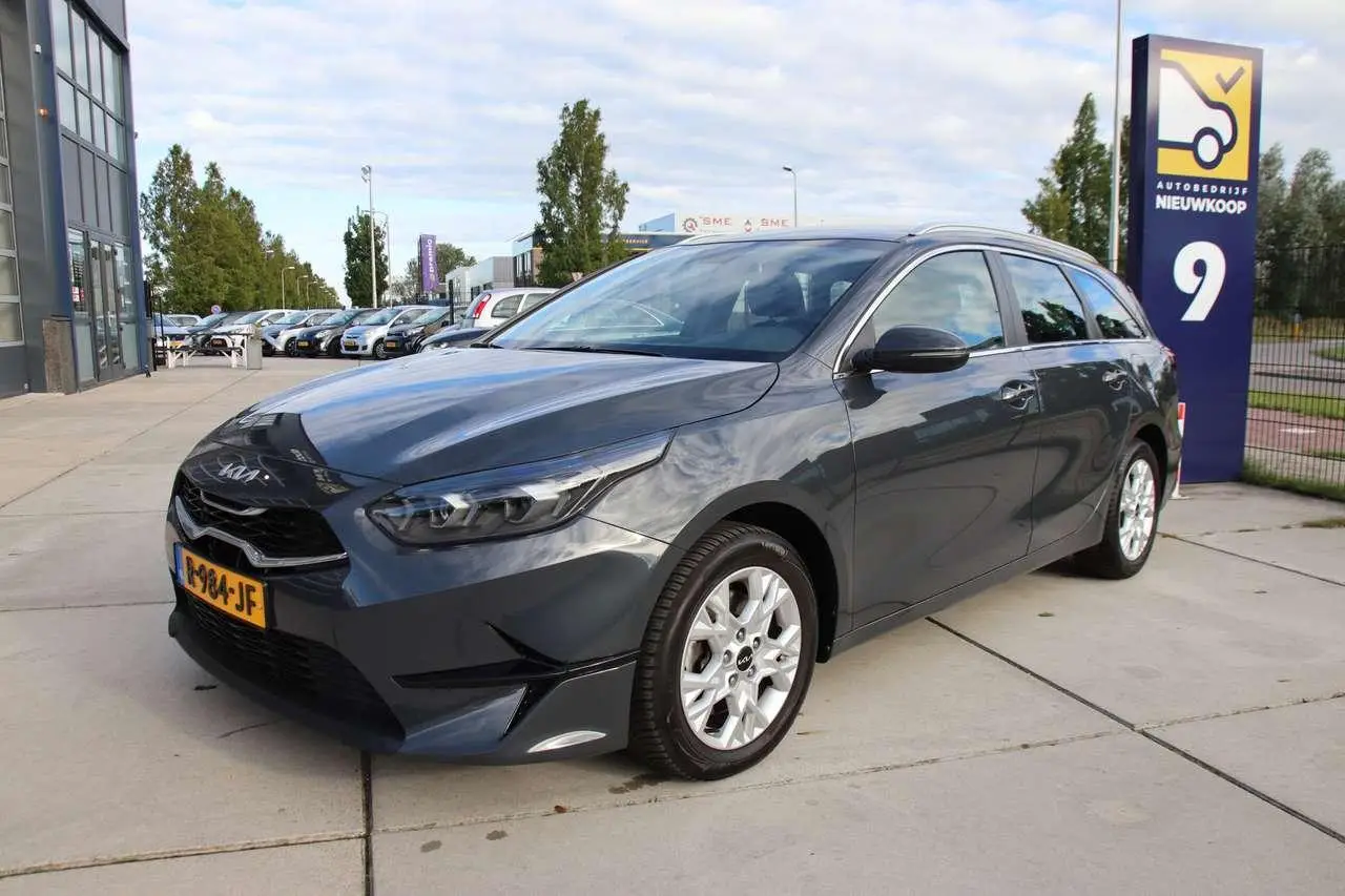 Photo 1 : Kia Ceed 2022 Petrol