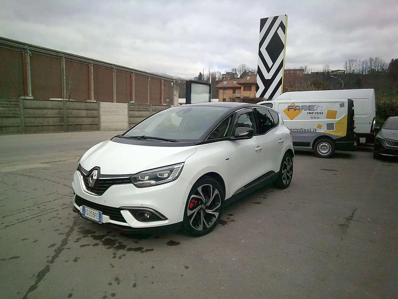 Photo 1 : Renault Scenic 2017 Diesel