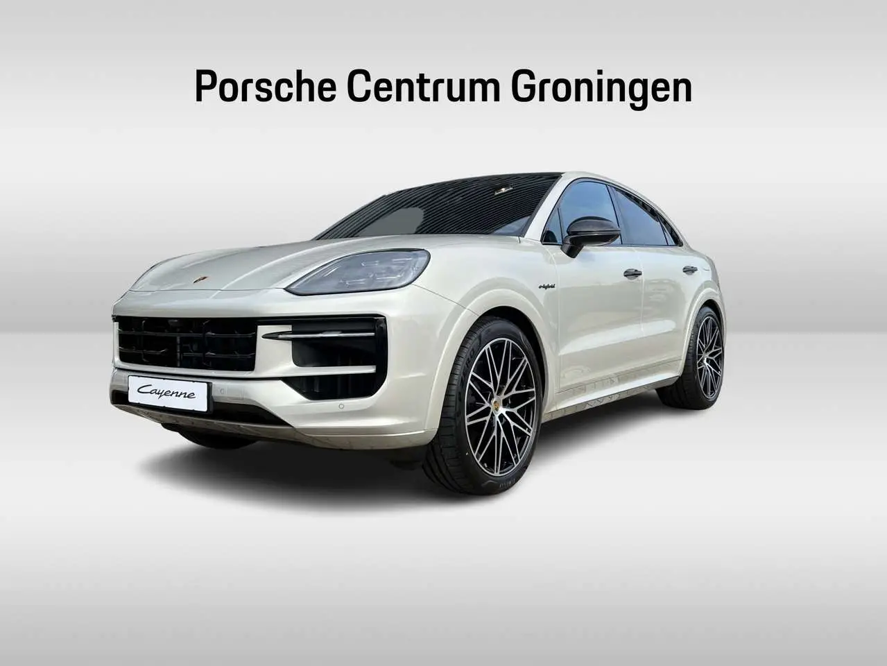 Photo 1 : Porsche Cayenne 2024 Hybrid