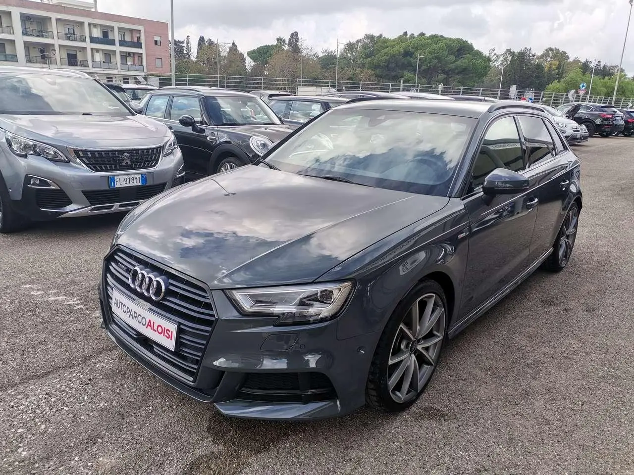 Photo 1 : Audi A3 2018 Diesel