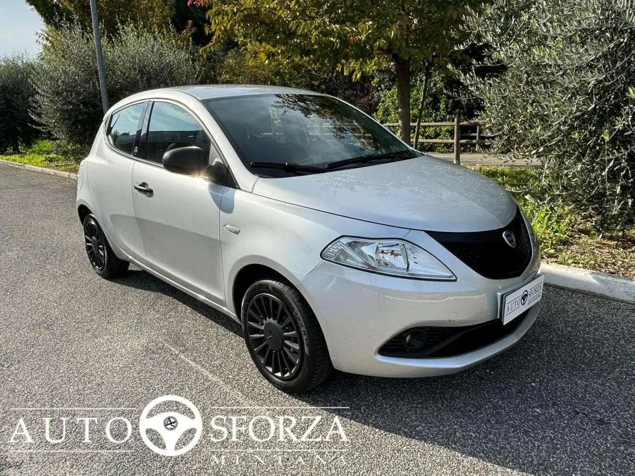 Photo 1 : Lancia Ypsilon 2021 Hybride