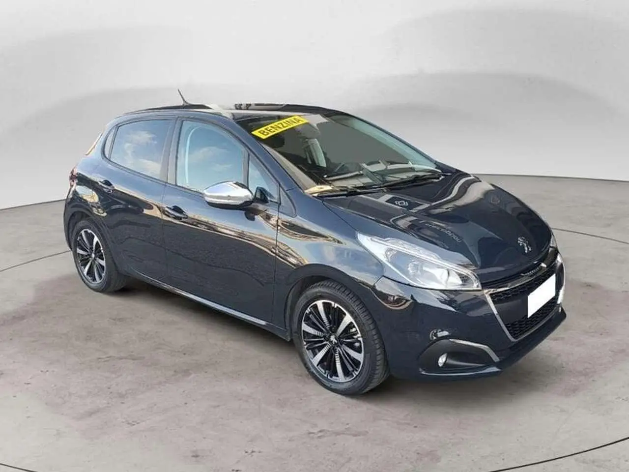 Photo 1 : Peugeot 208 2019 Essence