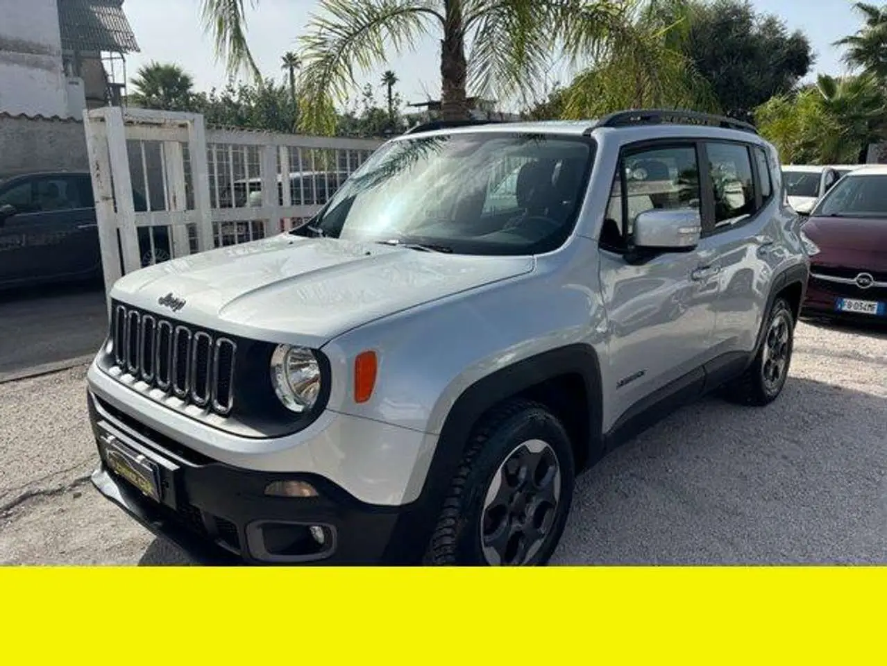 Photo 1 : Jeep Renegade 2015 Petrol