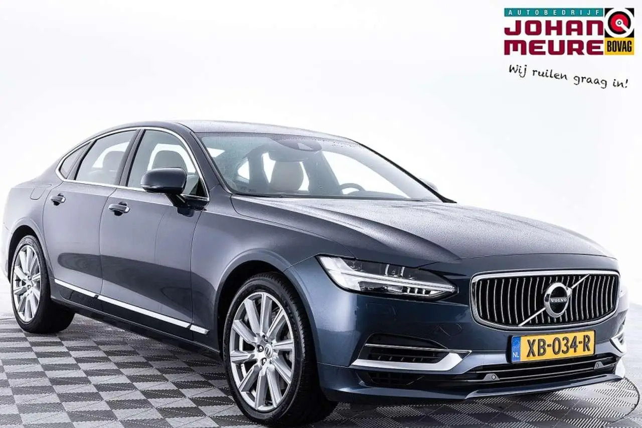 Photo 1 : Volvo S90 2018 Hybrid