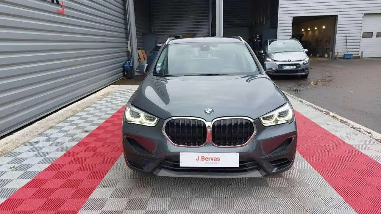 Photo 1 : Bmw X1 2019 Petrol