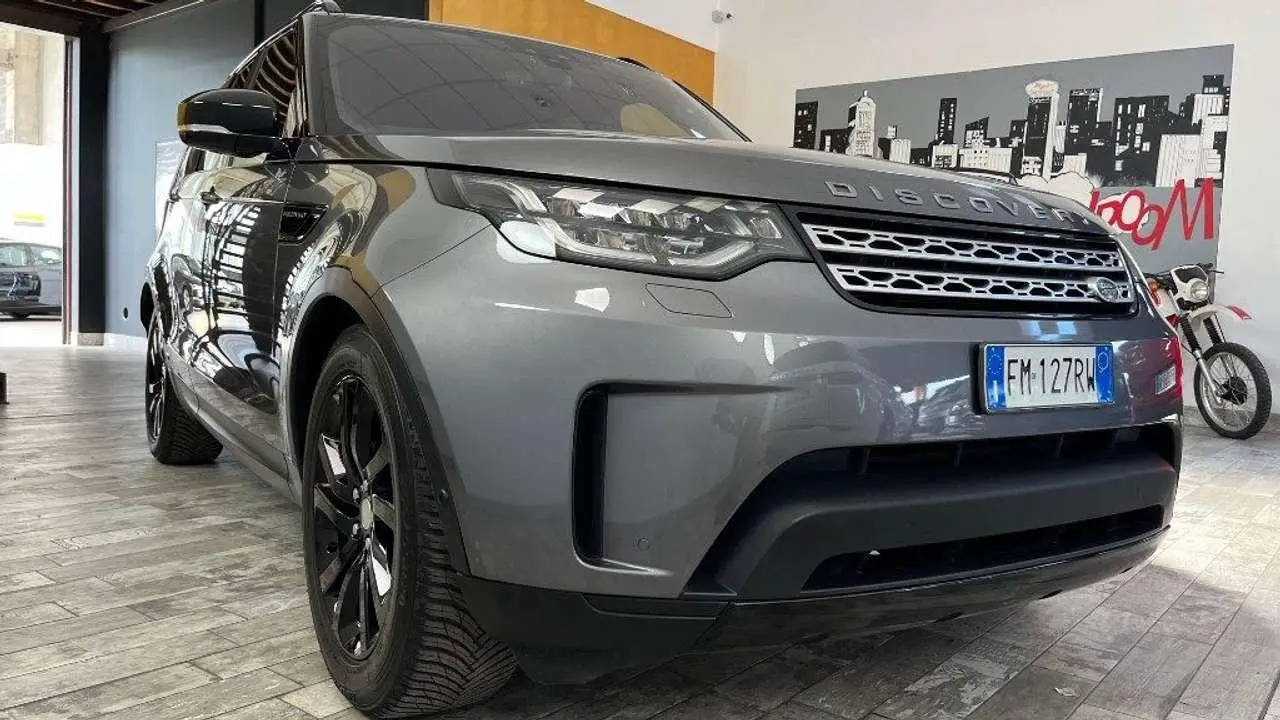 Photo 1 : Land Rover Discovery 2018 Diesel