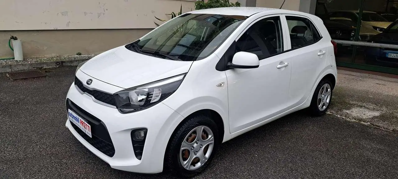 Photo 1 : Kia Picanto 2018 Petrol