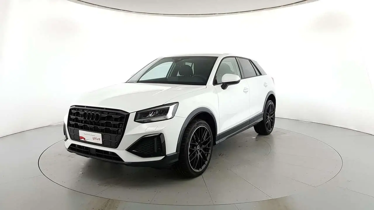 Photo 1 : Audi Q2 2023 Diesel