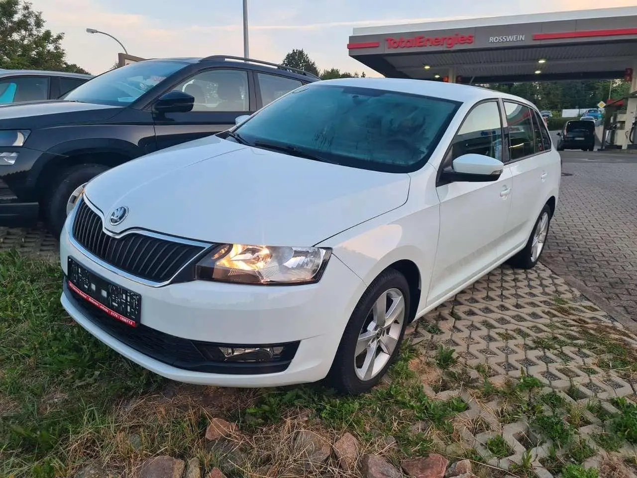 Photo 1 : Skoda Rapid 2019 Petrol