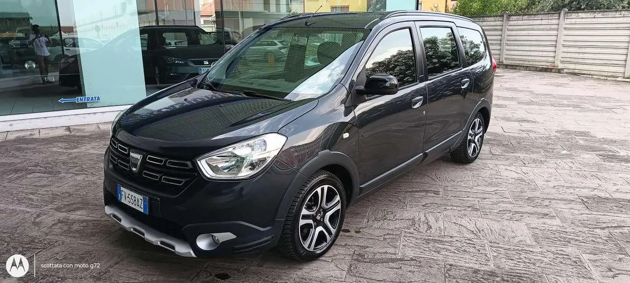 Photo 1 : Dacia Lodgy 2019 Essence