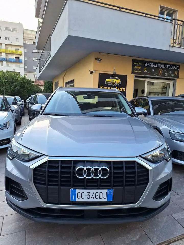 Photo 1 : Audi Q3 2020 Diesel