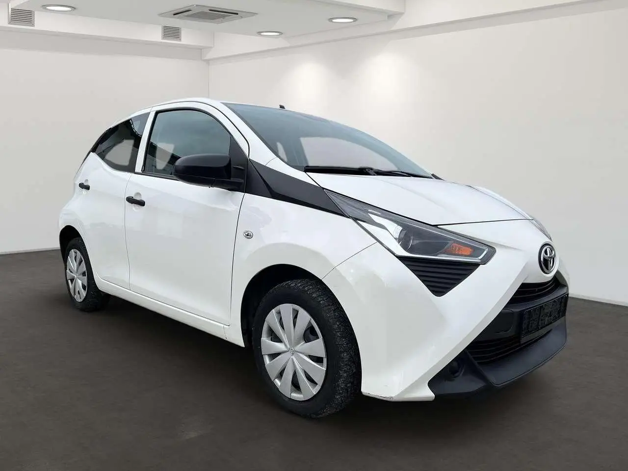 Photo 1 : Toyota Aygo 2020 Essence