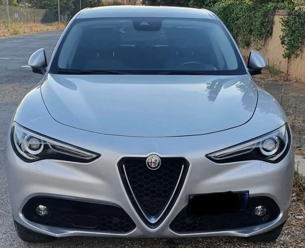 Photo 1 : Alfa Romeo Stelvio 2018 Diesel