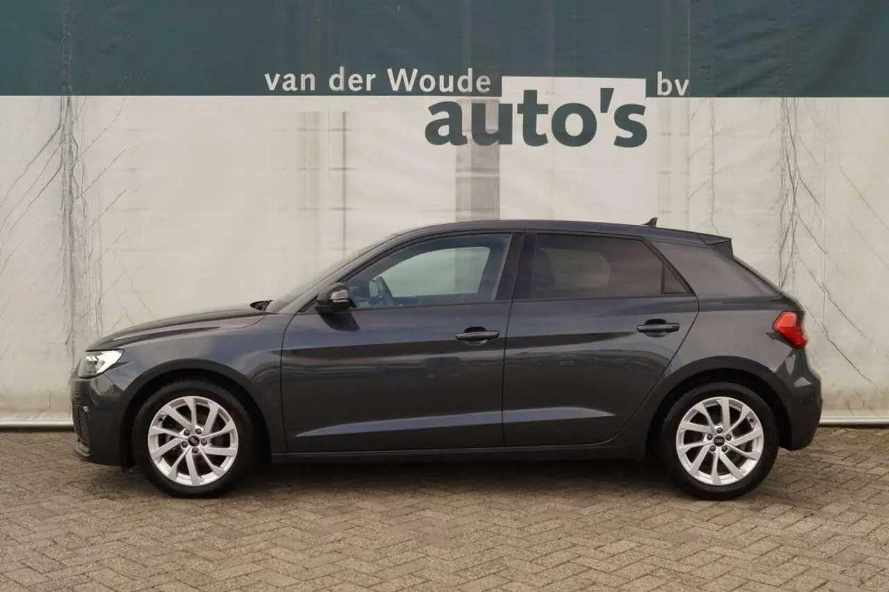 Photo 1 : Audi A1 2023 Petrol