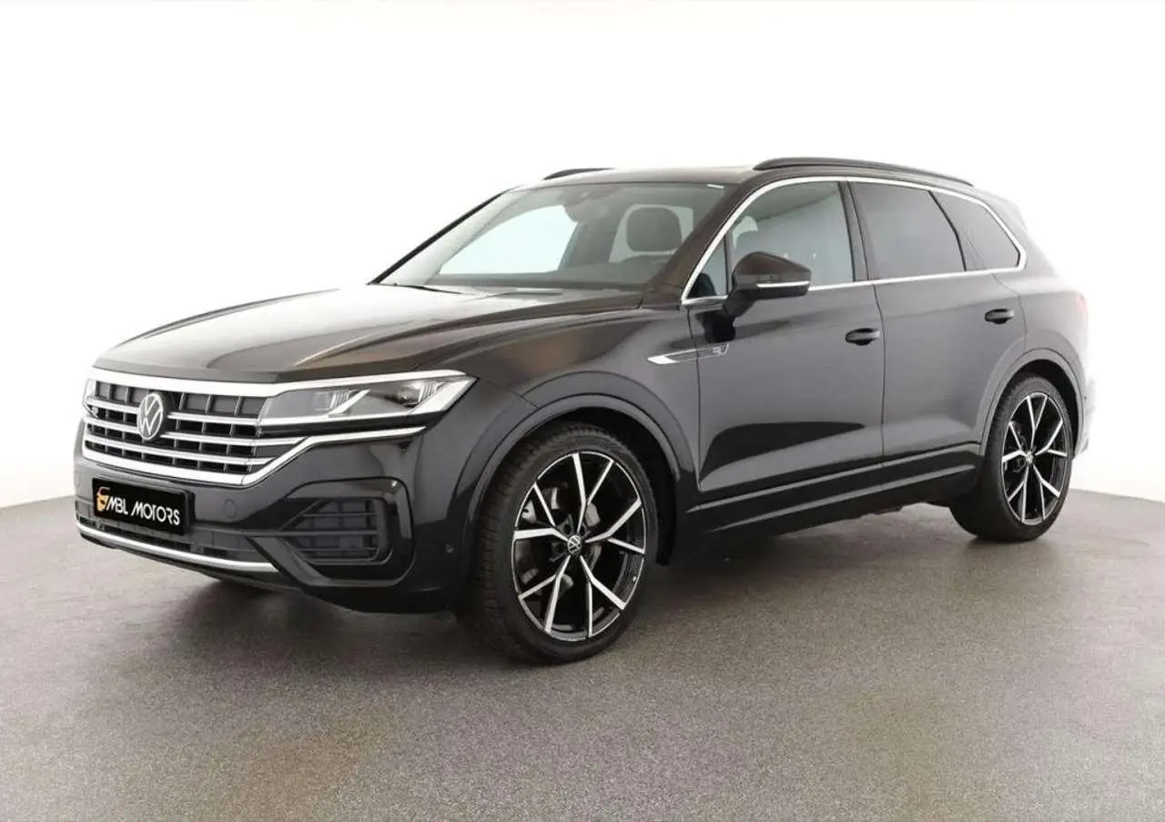 Photo 1 : Volkswagen Touareg 2024 Diesel