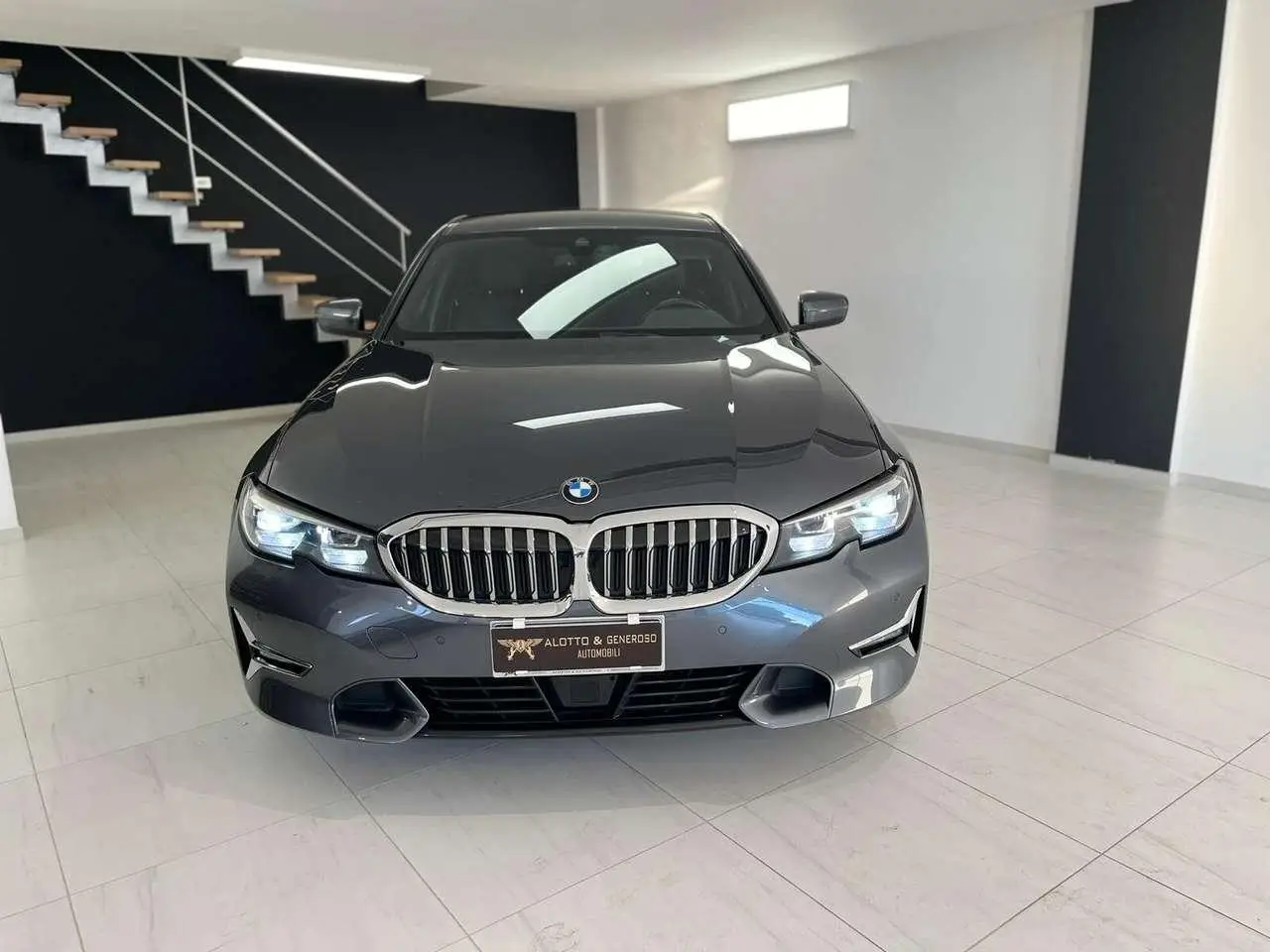 Photo 1 : Bmw Serie 3 2019 Diesel