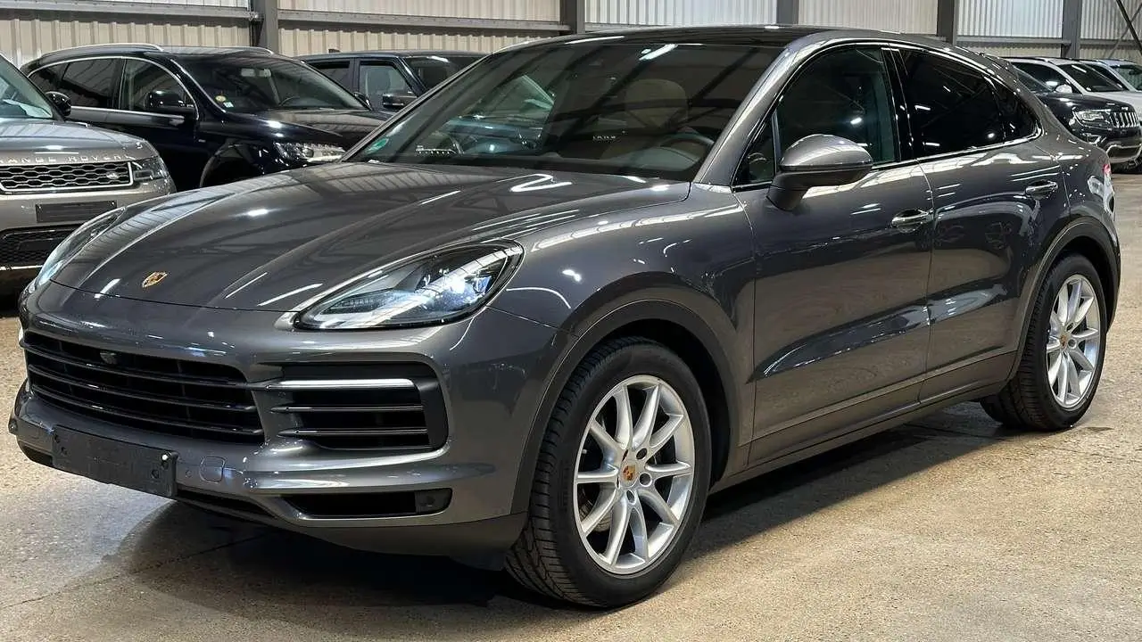 Photo 1 : Porsche Cayenne 2019 Petrol