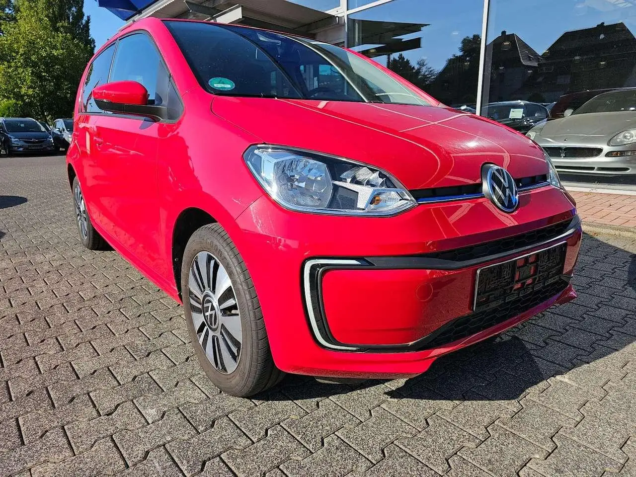 Photo 1 : Volkswagen Up! 2021 Électrique