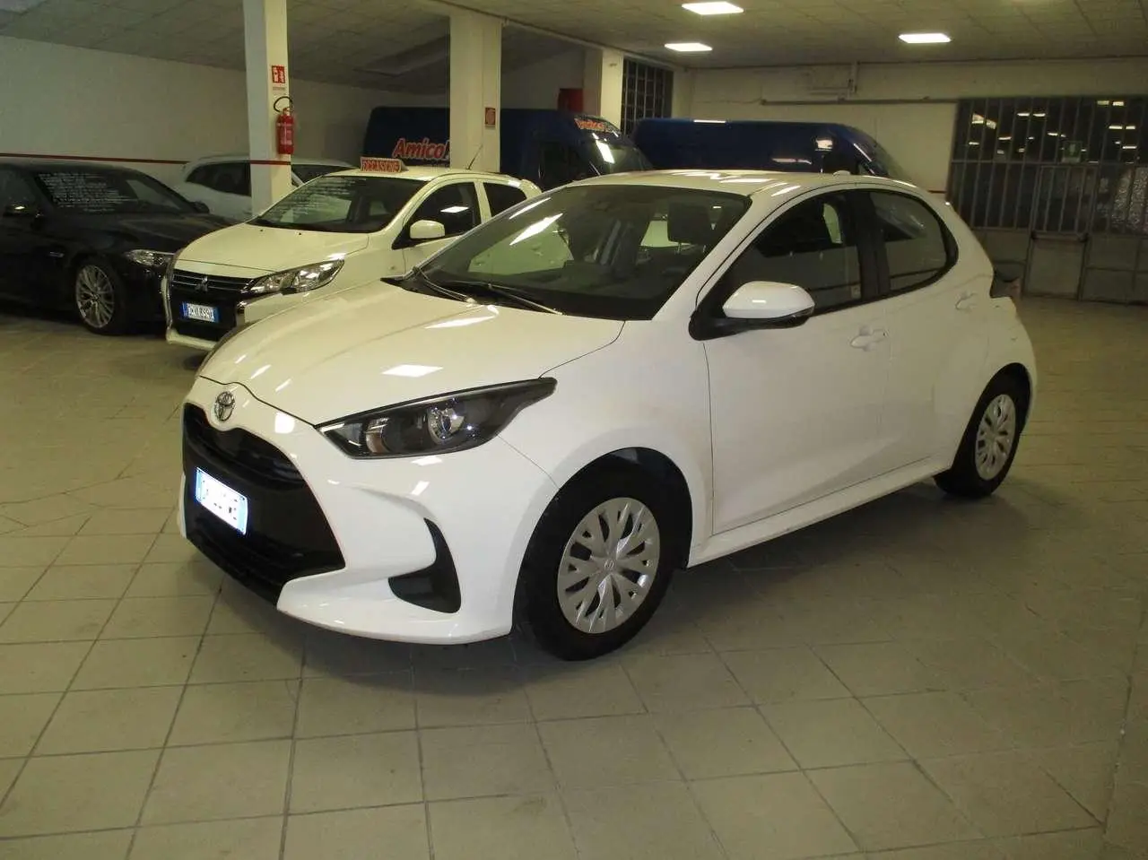 Photo 1 : Toyota Yaris 2022 Petrol