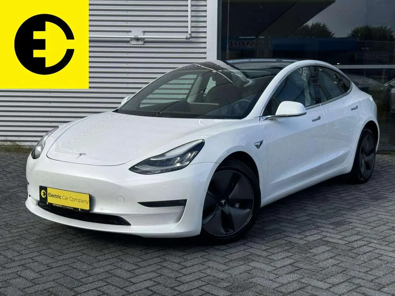 Photo 1 : Tesla Model 3 2020 Electric