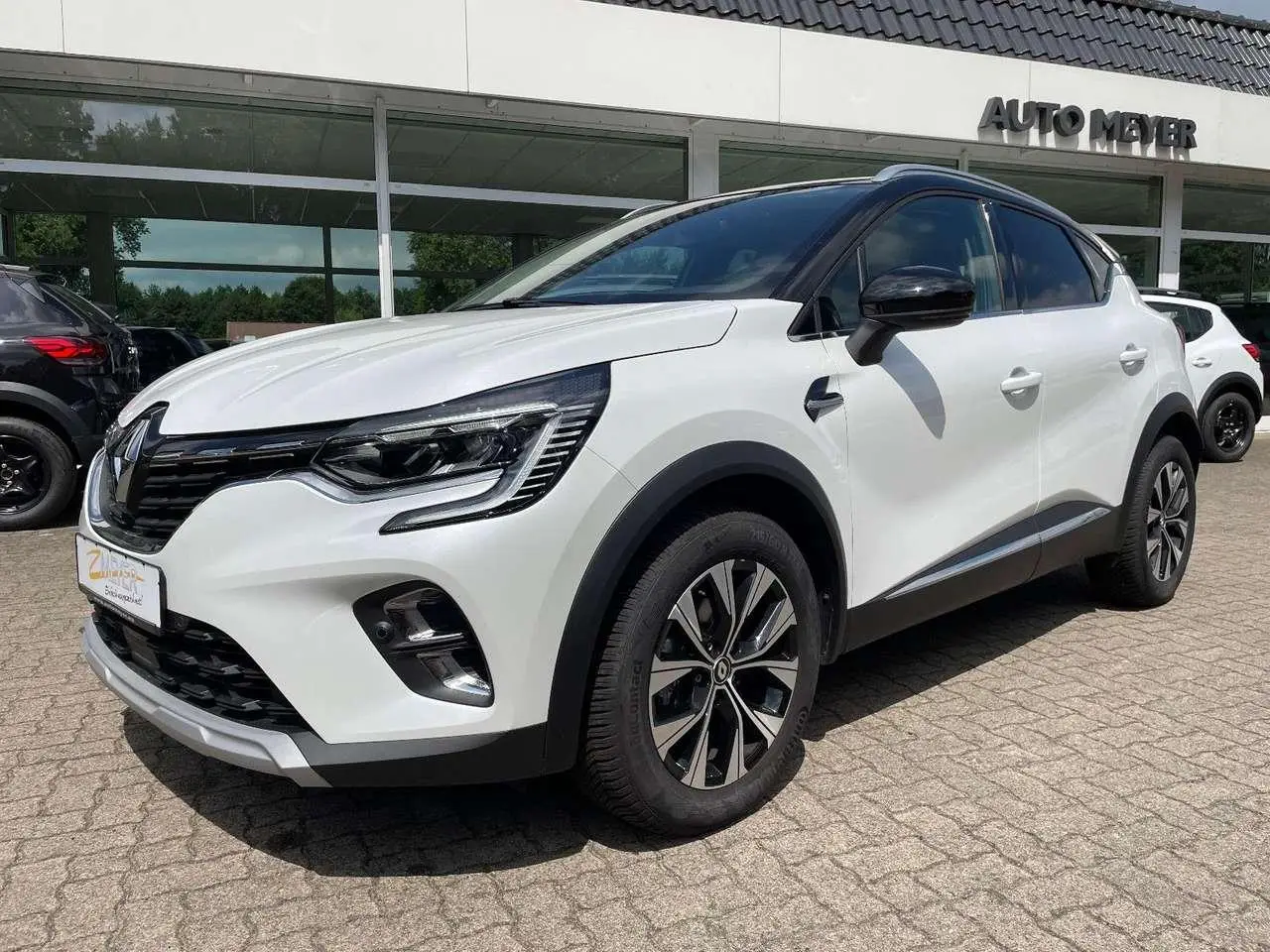 Photo 1 : Renault Captur 2023 Petrol