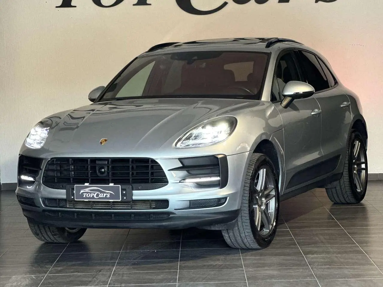 Photo 1 : Porsche Macan 2019 Essence